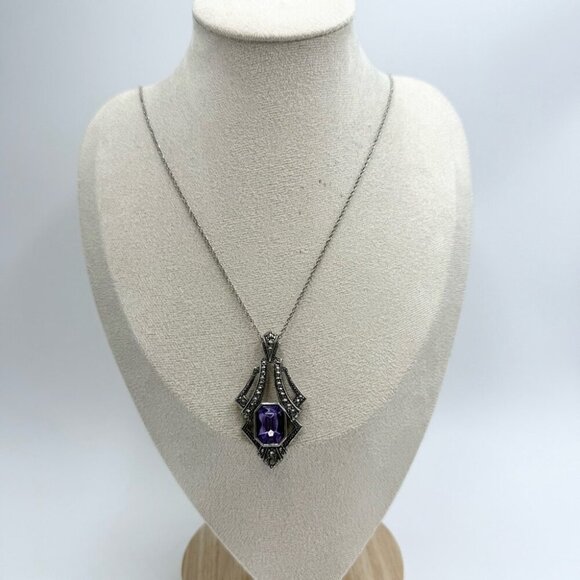 Vtg Avon 1994 Art Deco Necklace Faux Amethyst Marcasite Pendant in SilverTone - Picture 3 of 9